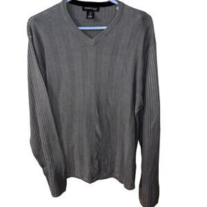 Kenneth Cole New York men’s gray v-neck silk cotton blend sweater (size large)